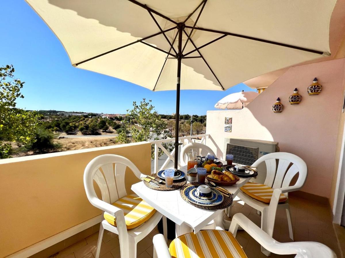 Albufeira Valley 1 With Pool By Homing Exterior foto